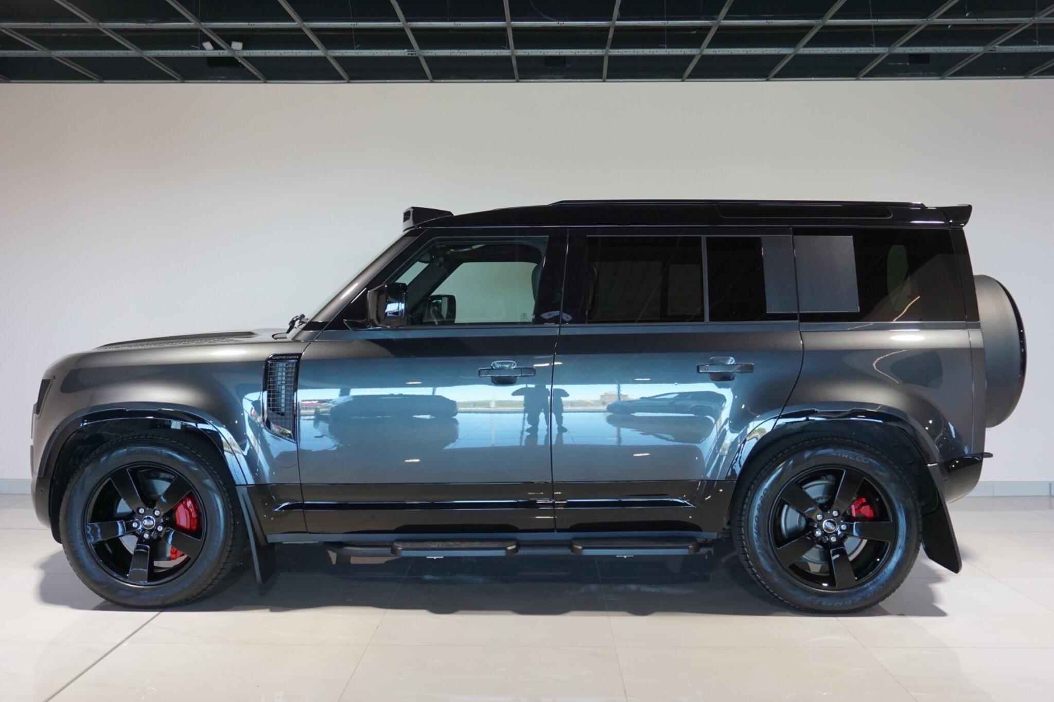 Land Rover Defender 110 3.0 D350 MHEV X-Dynamic HSE SUV 5dr Diesel Auto 4WD Euro 6 (s/s) (350 ps)